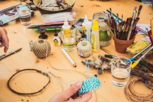 DIY polcrendszerek – egyedi megoldások